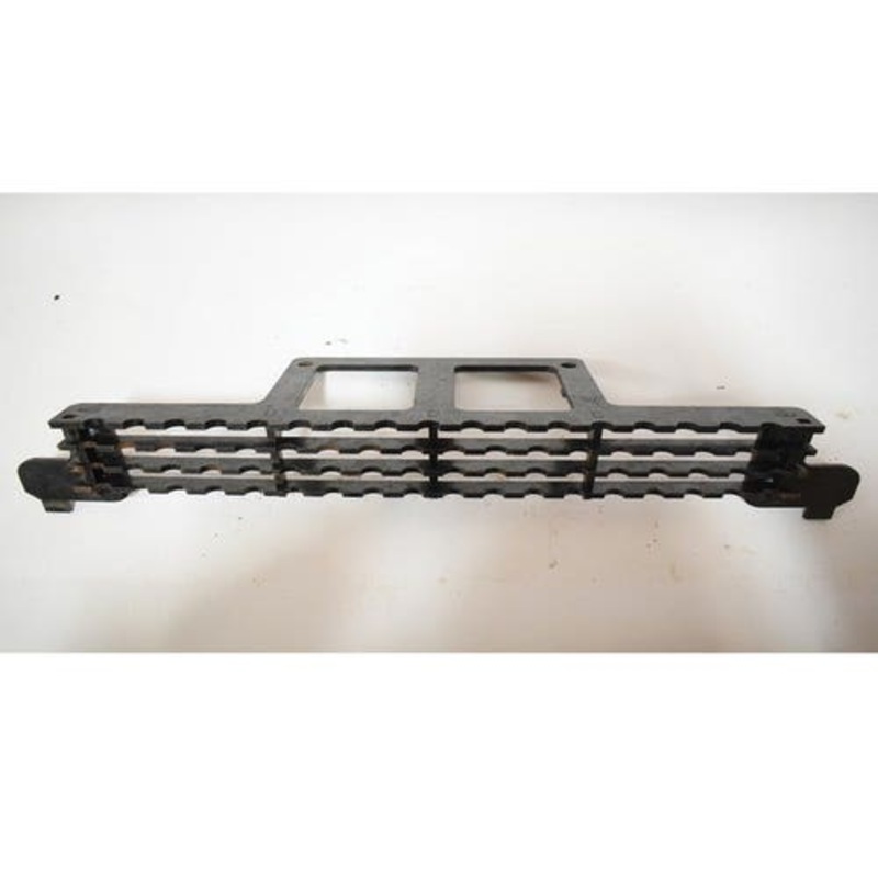 Used Step Plate fits Caterpillar 272D2 272D2 XHP 272D XHP 277D 279D 287D 289D 297D 297D2 297D2 XHP 297D XHP 299D 299D2 299D2 XHP 299D XHP 439-4630