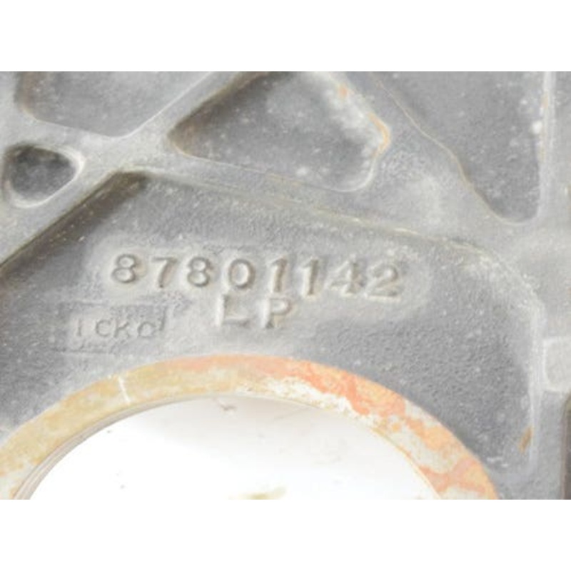 Used Timing Gear Cover fits Case IH 87801142 fits New Holland TM115 TM125 TM135 TM150 TM165 TV140 8160 8260 8360 8560 87801142 fits Ford 8560 87801142