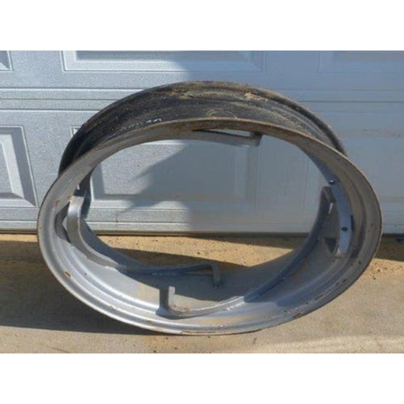Used 11"x 26" 4 Rail Rim