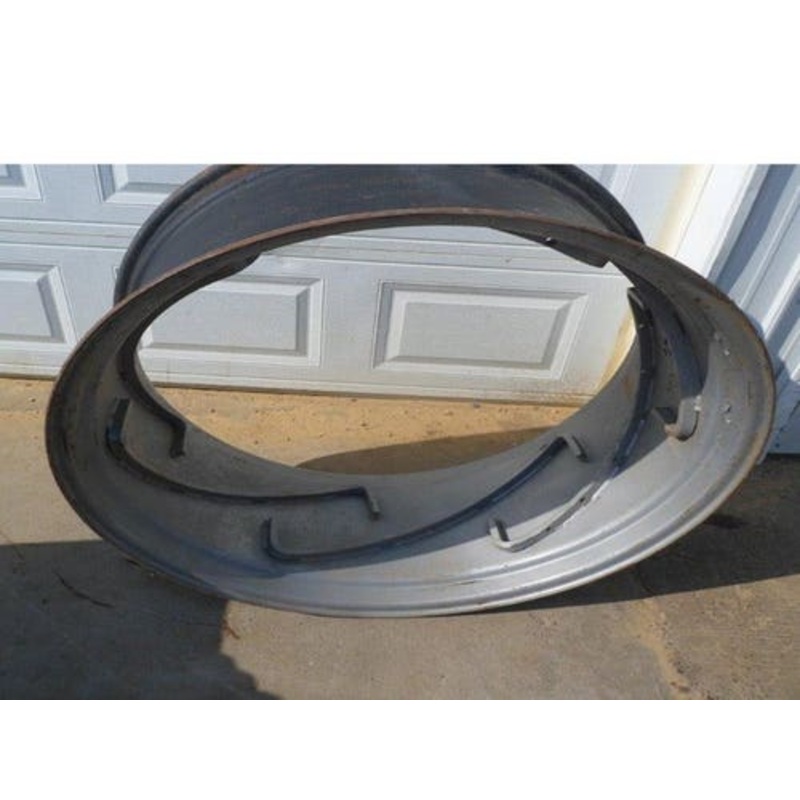 Used 18"x 38" 6 Rail Rim