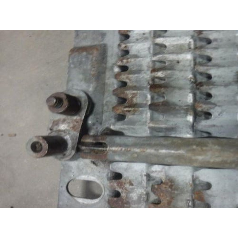 Used Blunt Finger Adjustable Bottom Sieve fits John Deere CTS CTSII 9400 9410 9450 9500 9510 9550 9560 9660 9660 CTS AH130160