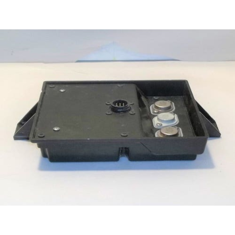 Used Dial -A-Matic Control Box fits John Deere 1174H4 1177 1177H4 1188 1188H4 4400 4425 4435 6600 7700 6620 7720 8820 7721 4420 1075 1085 AH111485