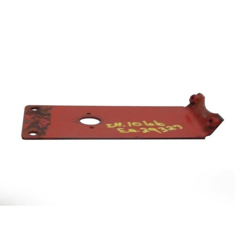 Used Gear Selector Cover fits International 766 Hydro 100 966 1066 1466 1468 1566 1568 531512R11