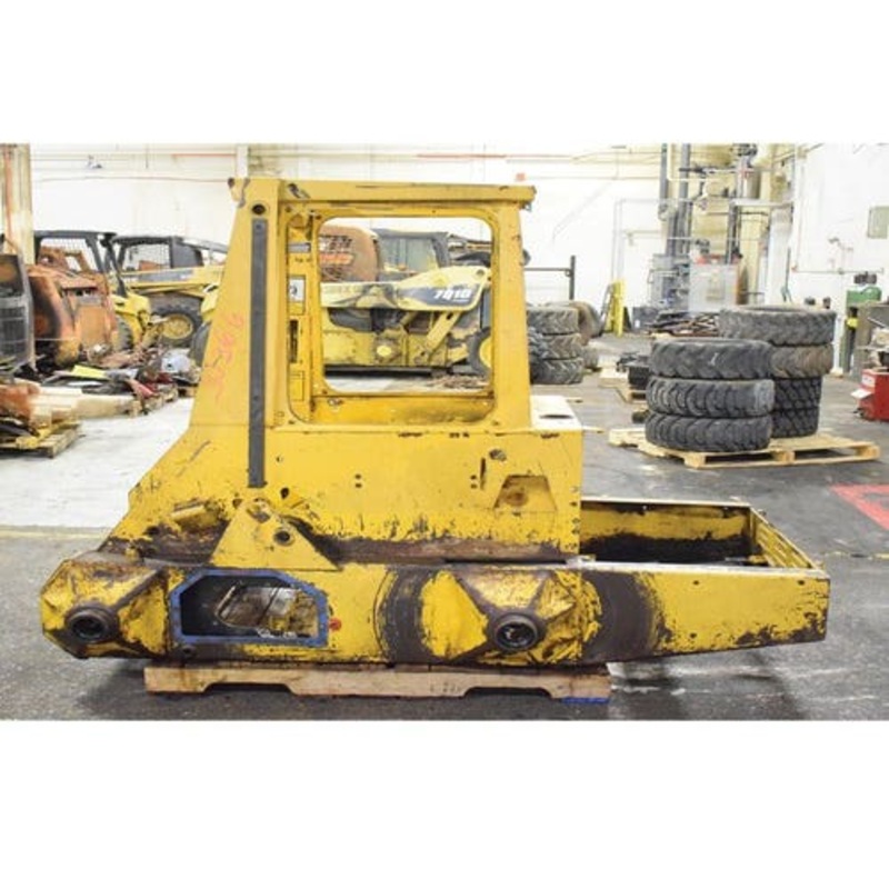 Used Main Frame fits John Deere 675 675B MG850343 MG858115 MG9619989 MG858116