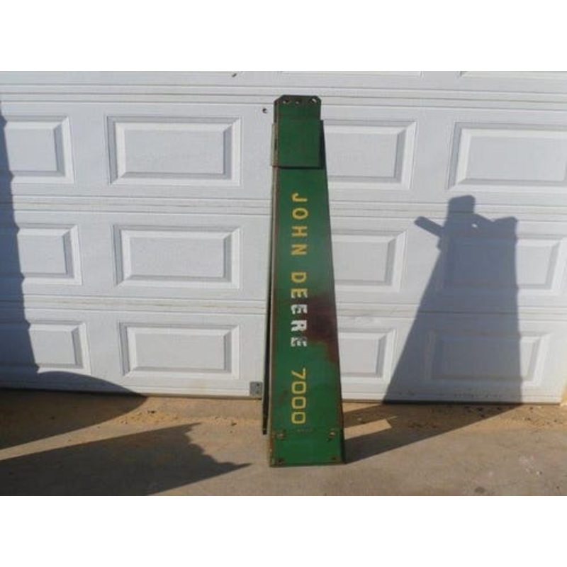 Used Planter Hitch fits John Deere 1750 7000 7200 1755 AA22404