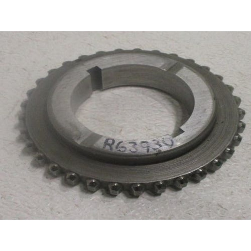 Used Shift Collar Reverse Range fits John Deere 4555 4560 4640 4650 4755 4760 8430 8440 8450 8630 8640 8650 8850 R63930
