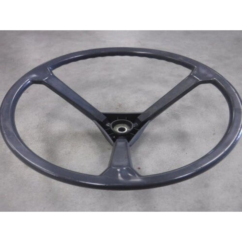Used Steering Wheel fits Kubota B9200 L2250 L2550 L2650 L2900 L2950 L3250 L3350 L3650 L3750 L4150 L4350 L4850 L5450 L2850 L3450 L4200 31351-16063