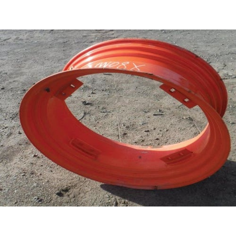 Used 15"x 34" 4 Flange 8 Bolt Rim fits Kubota M5-091 M5-111 M6-101 M6-111 M95 M100 M105 M108 M110 M8540 M8560 M9540 M9960 3N300-13580