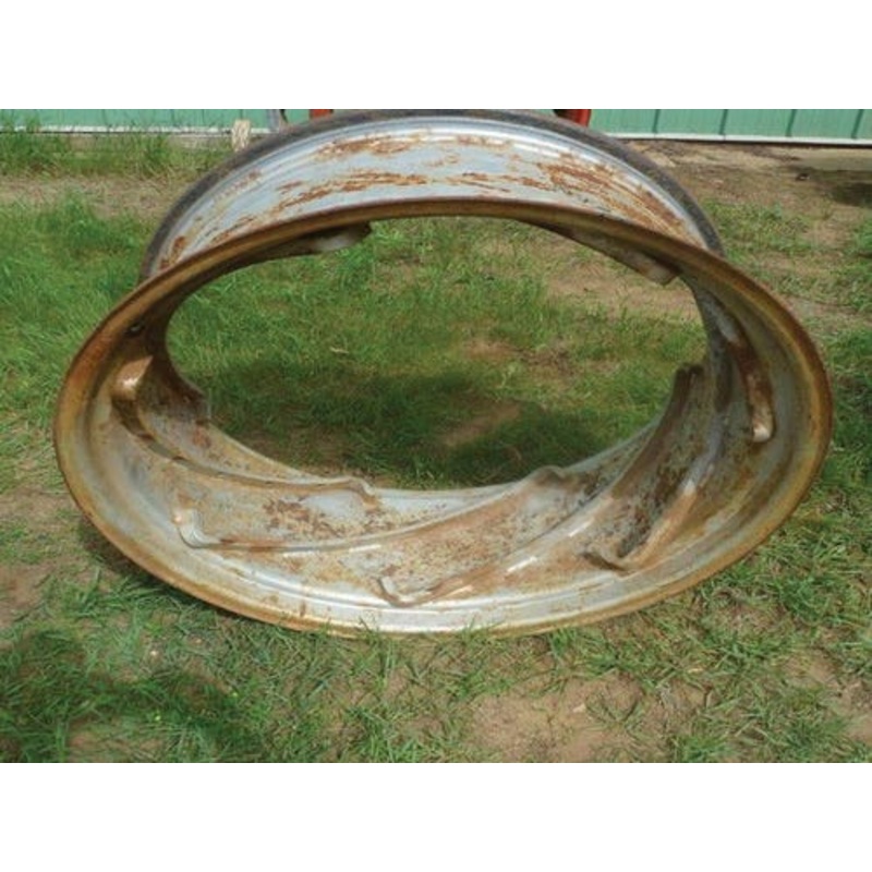 Used 16"x 34". 7 Rail Rim