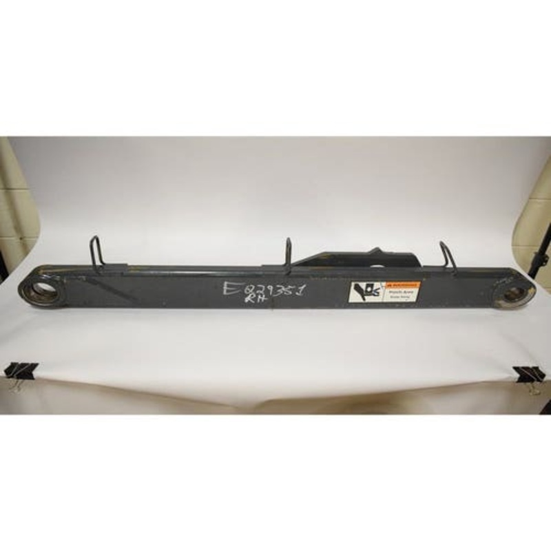 Used Boom Link Lower - RH fits John Deere 318E 319E 320E 323E 324E 320G 324G 325G AT404208