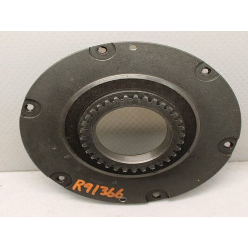 Used Input Planetary Plate fits John Deere 4050 4055 4250 4255 4450 4455 4555 4560 4650 4755 4760 4850 4955 4960 R91366