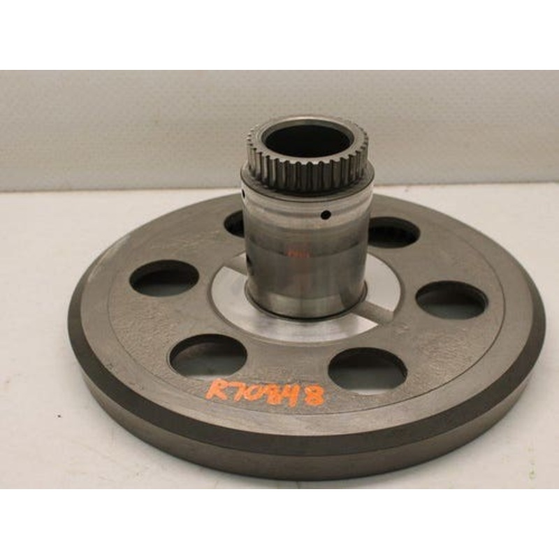 Used Planetary Input Shaft w/Gear fits John Deere 4555 4560 4650 4755 4760 4850 4955 4960 R70848