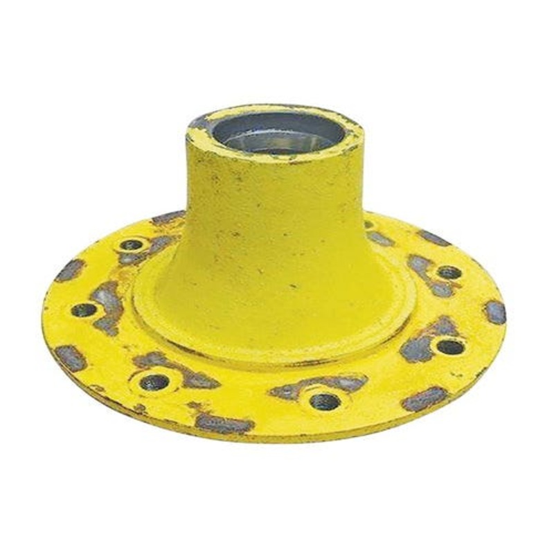 Used Wheel Hub 8 Bolt fits New Holland 1900 1915 2115 2100 290 858 TR70 TR75 TR85 TR86 TR87 TR88 612894