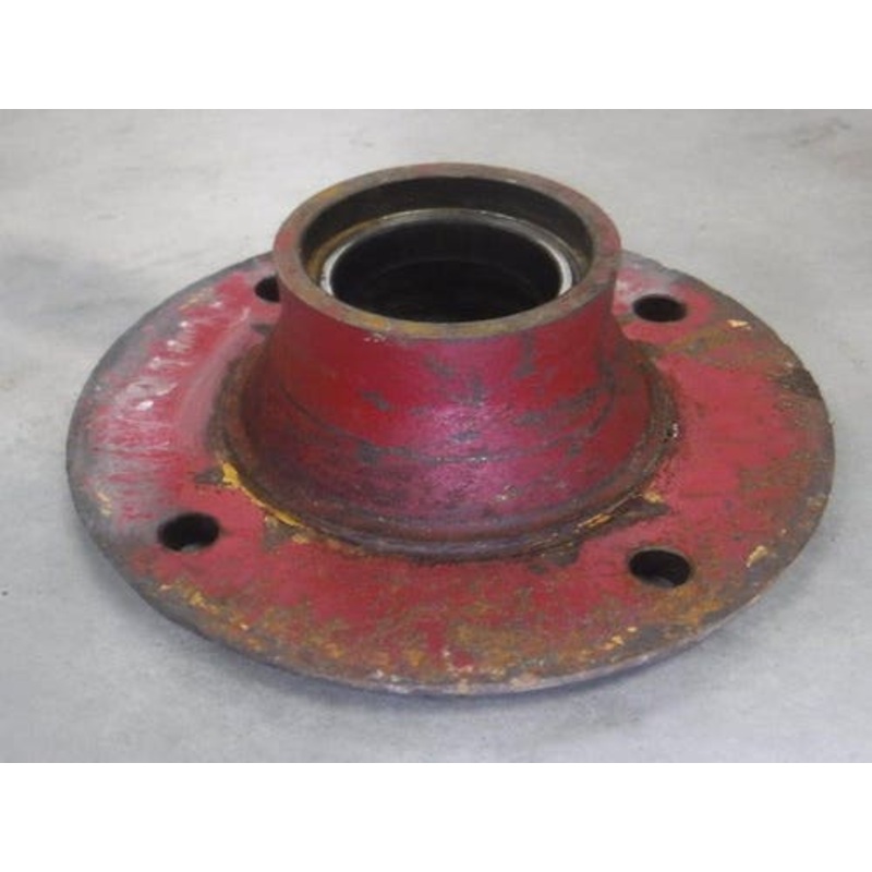 Used Wheel Hub fits Case IH SBX520 SBX530 SBX540 86978502 fits New Holland 638 845 846 38 46 451 460 461 467 469 472 474 477 478 31 33 34 36 132158