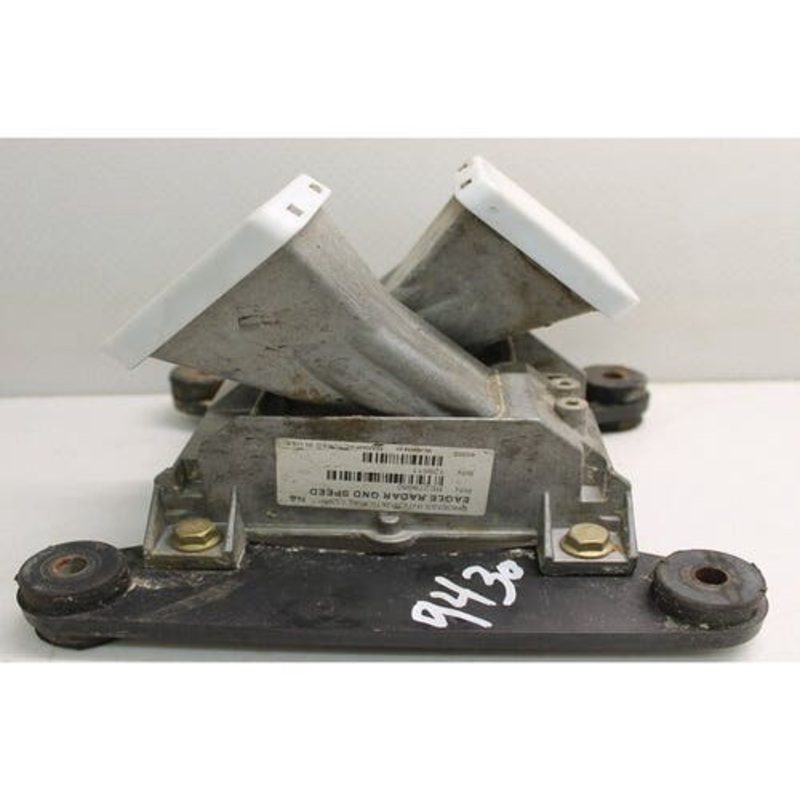 Used Radar Sensor fits John Deere 7220 7320 7420 7520 7720 7820 7920 8120 8130 8220 8230 8320 8420 8430 8520 9120 9220 9320 9420 9520 9620 RE278980