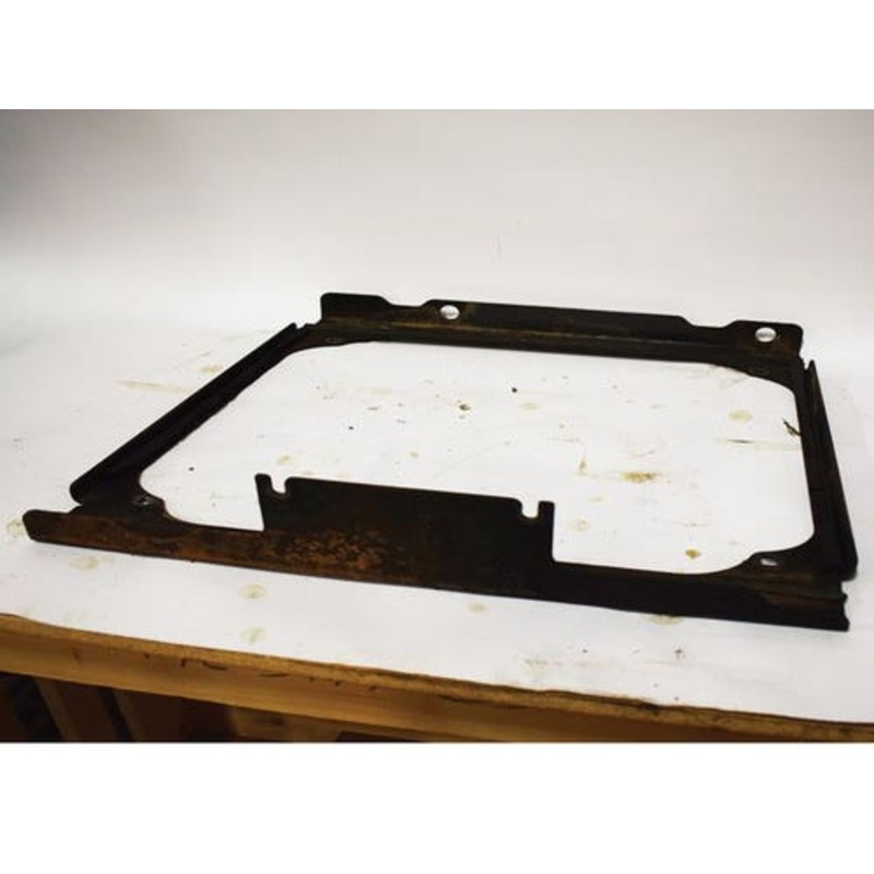 Used Radiator Mounting Bracket fits Bobcat S650 7206153