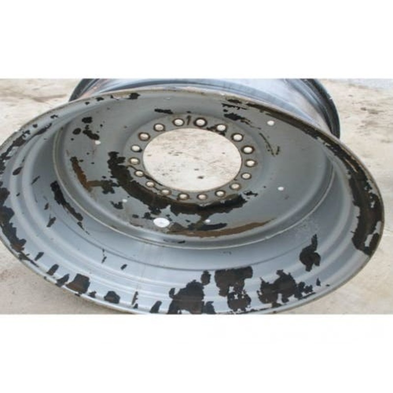 Used 25"x 38" 19" Offset 18 Bolt Rim fits Case IH Steiger 550 fits Steiger 87751509