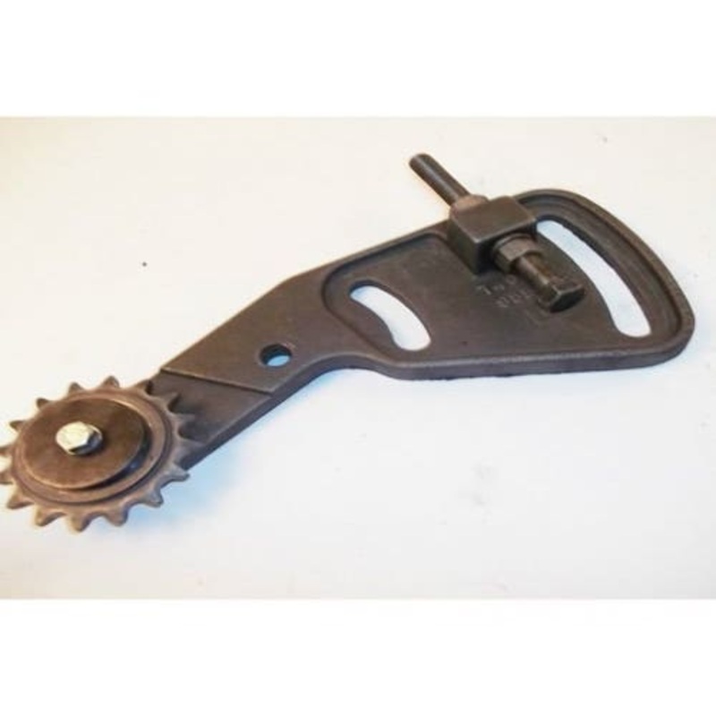 Used Chain Tightener Bracket RH fits Case 1500 1526 1530 1537 1700 1737 1740 1530B T41077