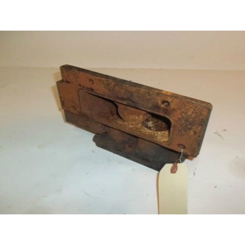 Used Housing - Thermostat fits John Deere 260 380GLC 1910E 330LC 803M 853M 848L 948L 9370R 1270G 1470G 903M 909M 953M 959M 400 260 310 950 RE509340