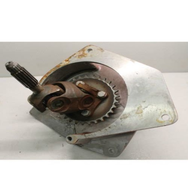 Used Inclined Delivery Auger Drive Assembly fits Case IH 1660 1666 1680 1688 2144 2166 2188 2344 2366 2377 2388 2577 2588 1321020C1 1321056C1