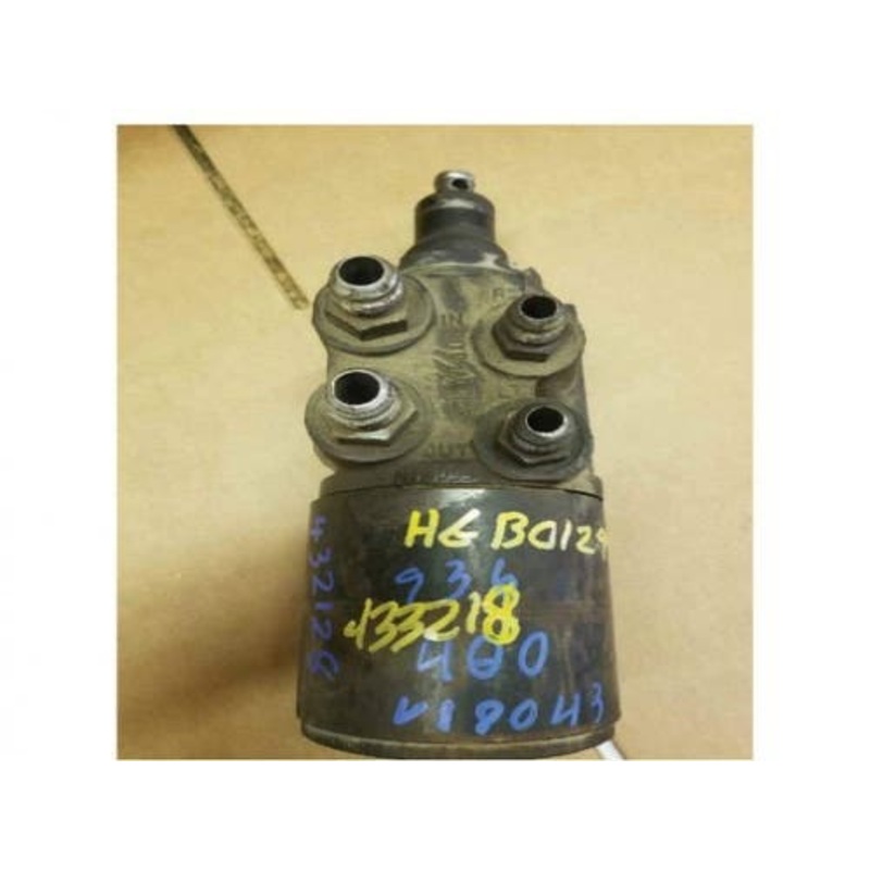 Used Power Steering Pump fits Versatile 500 555 700 750 800 835 836 850 855 875 900 935 950 V53616 HGB012997
