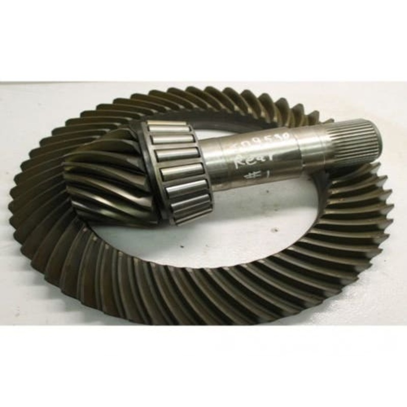Used Ring Gear and Pinion Set fits John Deere 9530 9630 RE228921 R228922 R228923