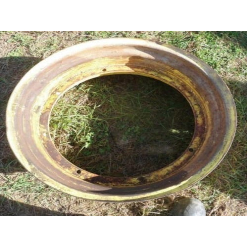 Used 10" x 24" 8 Bolt Plate Front Rim fits John Deere 4040 4230 4240 4430 4440 5200 5400 5720 5820 RE19433 AR45318