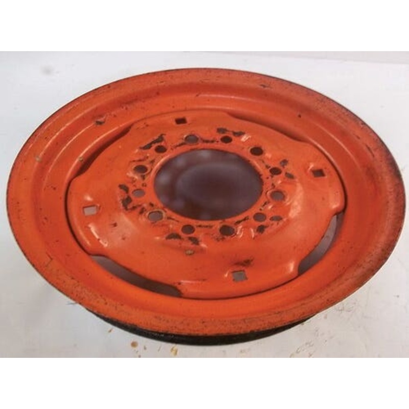 Used 5" x 15" .5" & 5.25" Offset 6 Bolt Rim fits Bobcat 600 610 611 620 630 631 632 641 642 642B 643 700 500 6515792