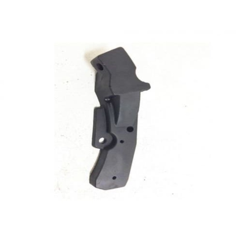 Used Base Plate - Left Hand fits John Deere 6150R 6155M 6155R 6170M 6170R 6175M 6190R 6195M 6210R 7330 7330 Premium 7430 Premium 7530 Premium L101453