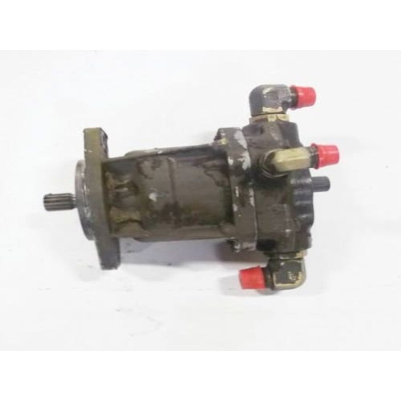 Used Hydraulic Drive Motor fits Gehl SL5625 SL6625 5625 6625 079034