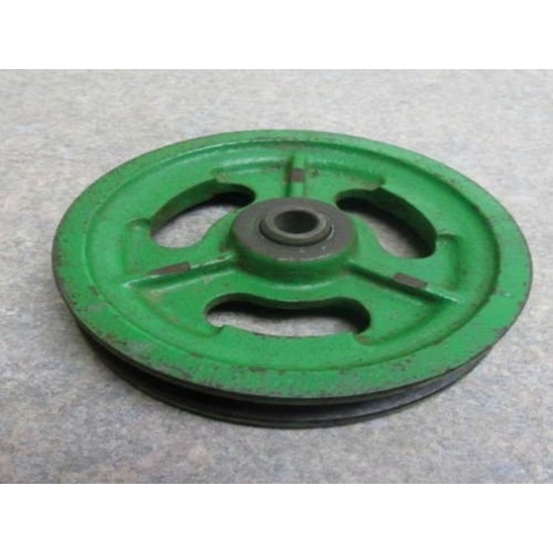 Used Pulley fits John Deere 6600 6620 9500 SH 9510 SH 9550 SH 9560 SH 965 968 1068 1169 AH88920 H87505