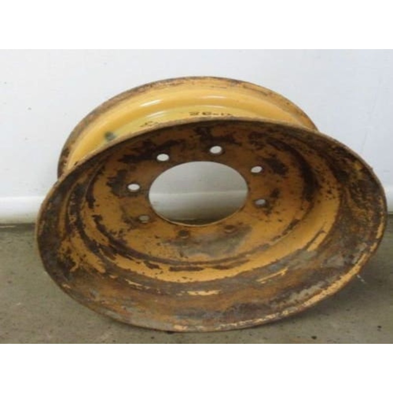 Used 8.25" x 16.5" 2.5" & 6.75" Offset 8 Bolt Rim fits Gehl 4635 4640 4835 4840 134371