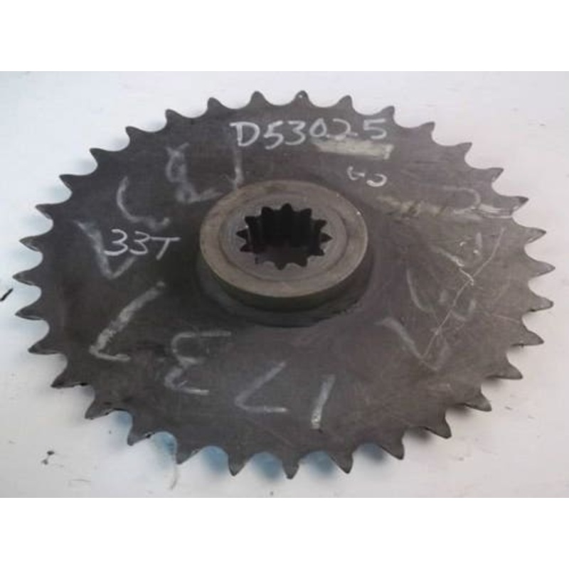 Used Axle Drive Sprocket - Rear fits Case 1500 1526 1530 1530B 1537 1700 1737 1740 D53025