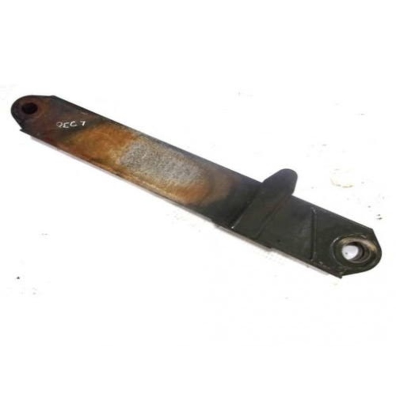 Used Boom Link Lower - LH fits New Holland C232 C238 L223 L225 L228 L230 84270981