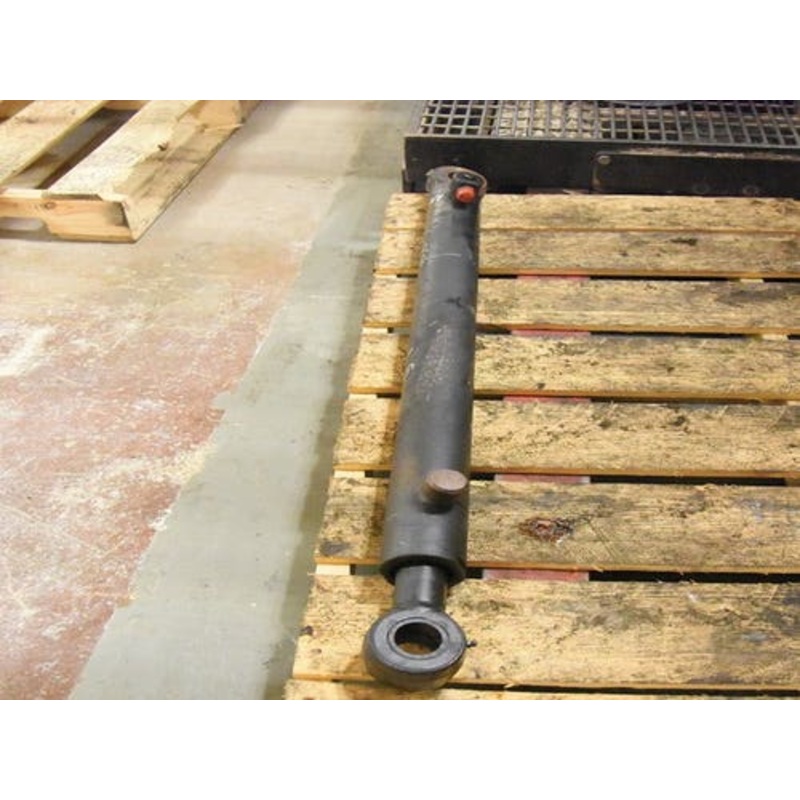Used Hydraulic Boom Cylinder - Left Hand fits New Holland L213 L215 L216 L218 L220 84543463 fits Case SR130 SR150 SR160 SR175 SV185 84543463