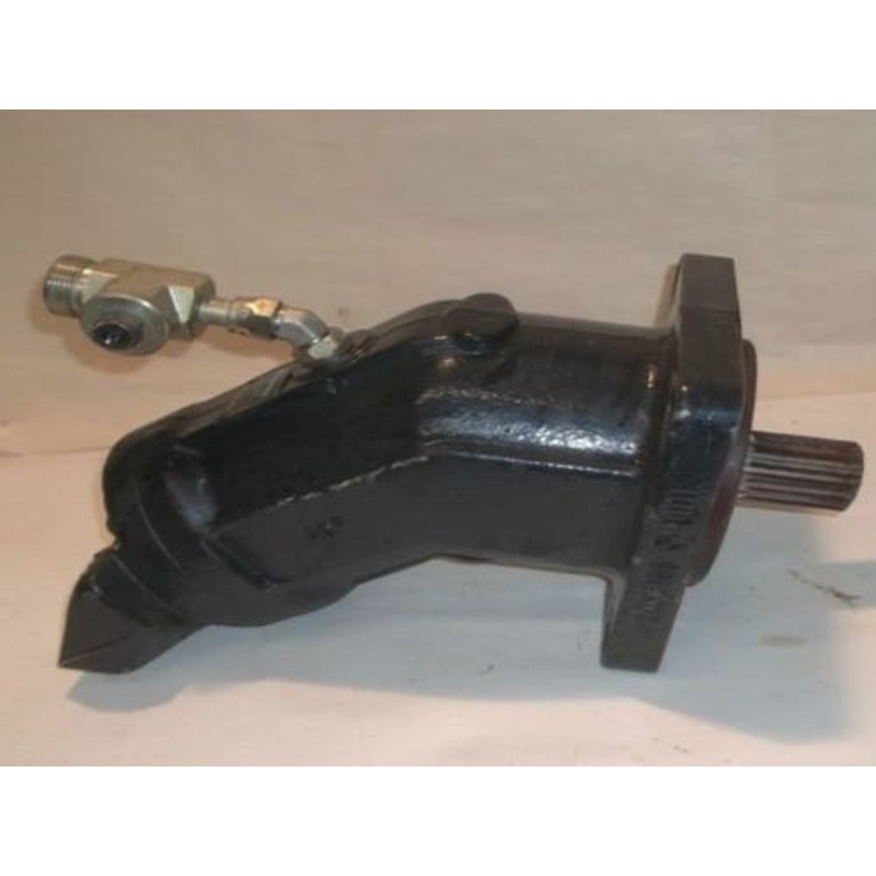 Used Hydrostatic Motor fits New Holland CR9040 CR9060 CR9070 CR9080 87634752 2035166