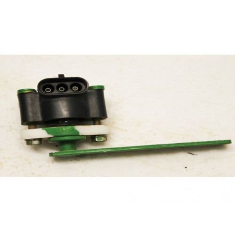 Used Sensor fits John Deere 644H 744H 844J 9120 9220 9320 9320T 9420 9420T 9520 9520T 9620 9620T 110 350D 400 250D 300D 724J 744J 824J 844K RE261355