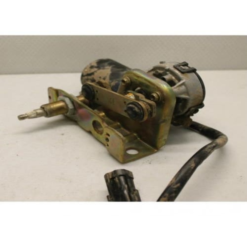 Used Wiper Motor fits Case IH MX210 MX215 MX230 MX245 MX255 MX275 MX285 MX305 87673381 fits New Holland TG210 TG230 TG255 TG275 TG285 TG305 87673381