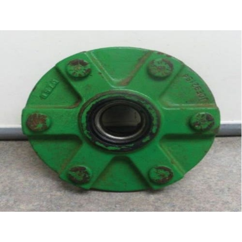 Used Hub - Six Studs fits John Deere 535 625 710 525 530 535 625 630 635 710 720 730 735 820 830 835 910 915 916 920 925 926 930 935 936 AE55578