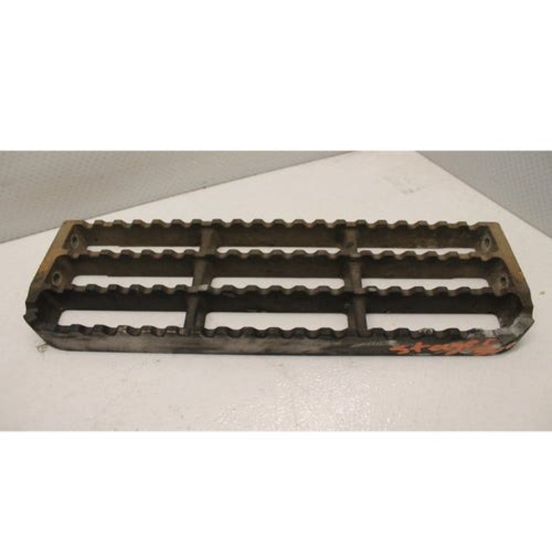 Used Step fits Case IH Steiger 335 Steiger 500 STX500 87542875 47488965 47488964