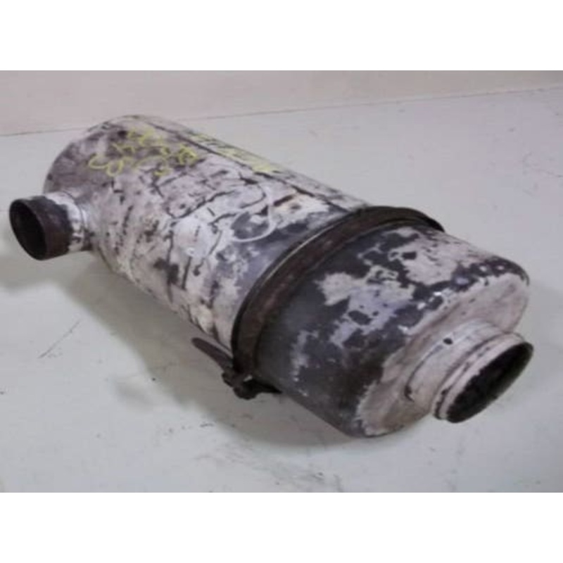 Used Air Cleaner Assembly fits Bobcat 843 6562208