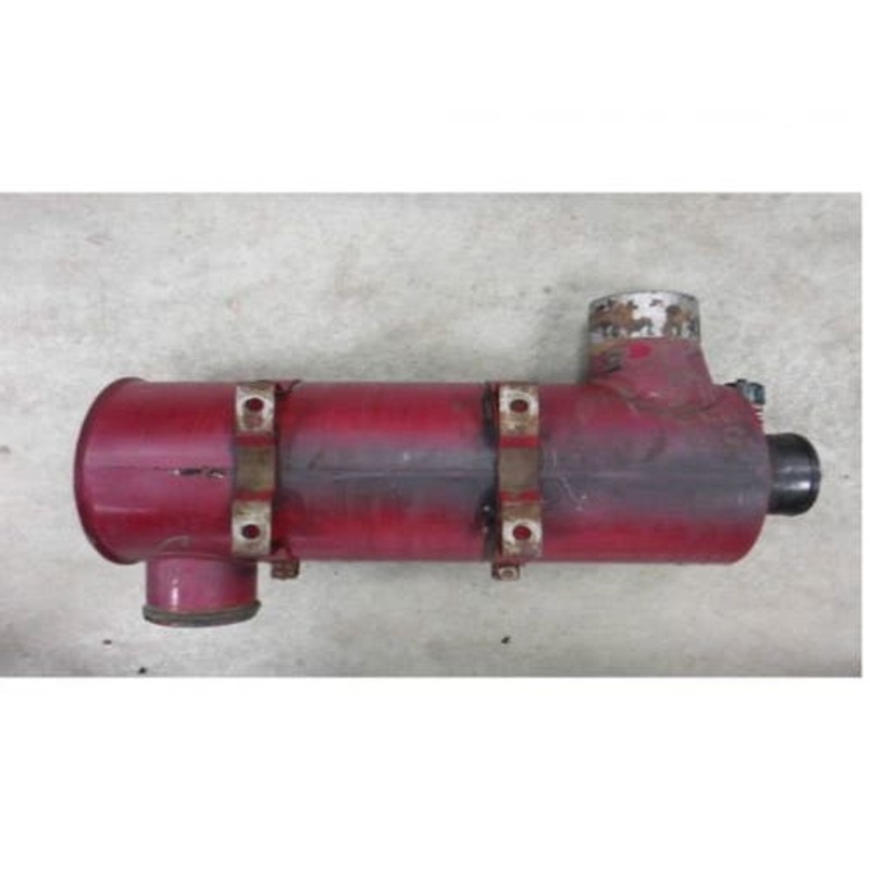 Used Air Cleaner Assembly fits New Holland L775 L778 L779 L781 L783 L784 L785 515 585 1283 1425 1426 910 912 1100 1112 1114 1116 1495 1496 1499 266221