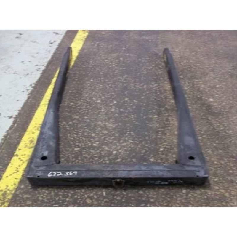 Used Boom Link Upper Assembly fits New Holland L781 L783 L784 L785 632369 80632369