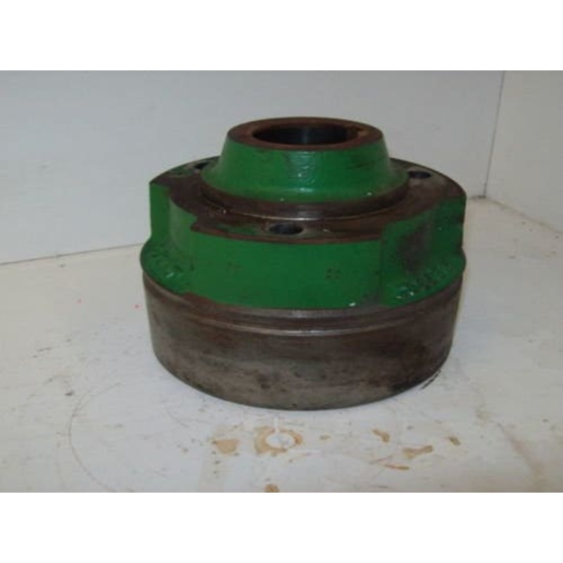 Used Dual Range Cylinder Drive Hub fits John Deere CTS 9400 9410 9450 9500 9510 9550 9560 9600 9610 9640 9650 9660 9680 9780 9540 9560 9580 H146394