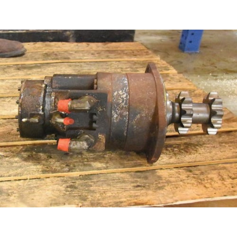 Used Hydrostatic Drive Motor fits Case 450 450 465 87249721