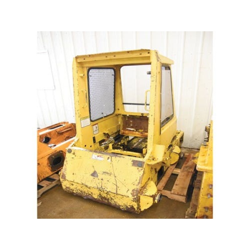 Used Main Frame fits New Holland L225 L325 L425 L445 626600 711266