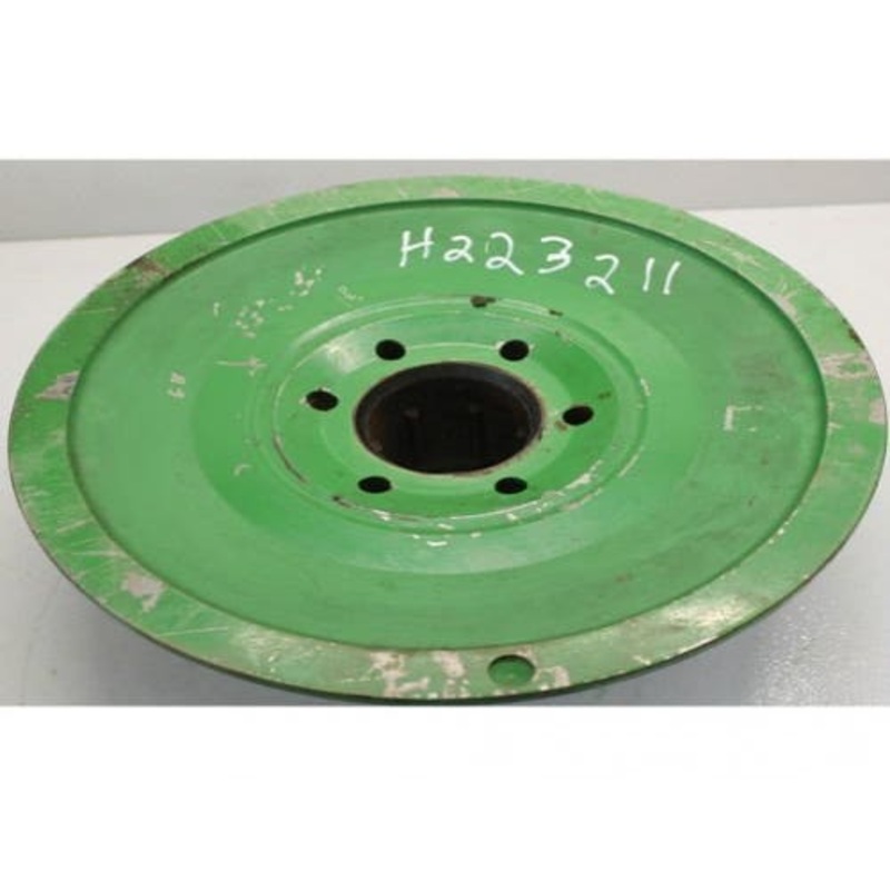 Used Reverser Sheave Inner Half fits John Deere S660 S670 S680 S690HM 9660 STS 9670 STS 9760 STS 9770 STS 9860 STS 9870 STS H223211