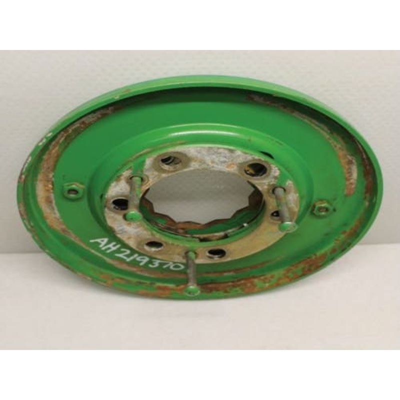 Used Reverser Spring Cap Assembly fits John Deere 9660 9660 STS 9670 STS 9760 STS 9770 STS 9860 STS 9870 STS S680 S690 S650 S660 S670 AH219370