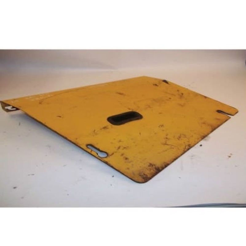 Used Side Panel LH fits John Deere 4475 5575 MG86507711