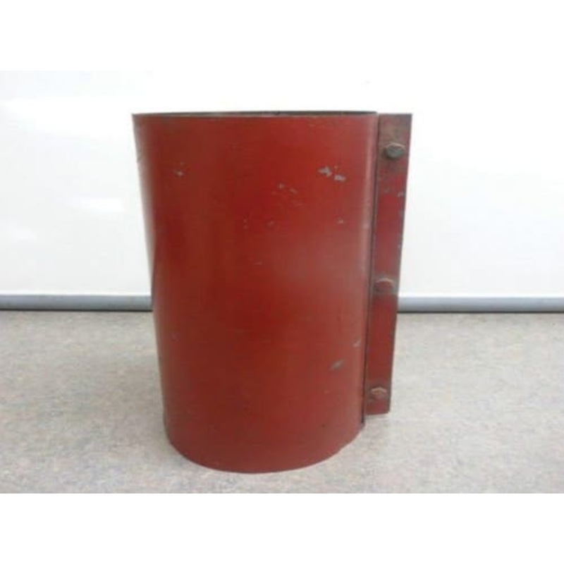 Used Tailings Auger Clamp Assembly fits International 1480 1482 192696C1 fits Case IH 1680 1688 2188 192696C1